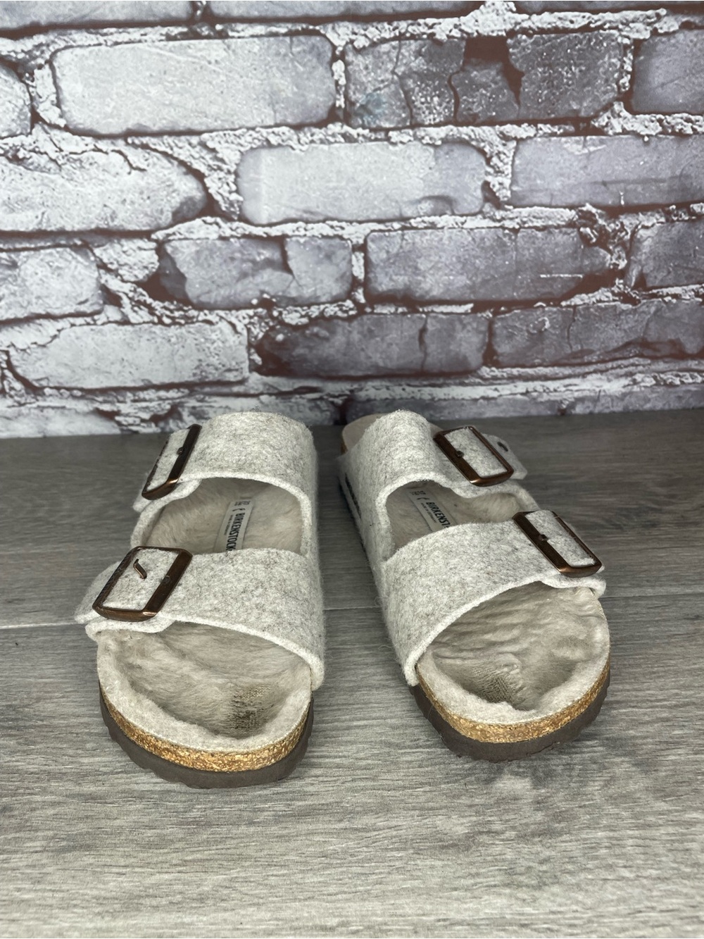 Birkenstock Arizona Shearling Beige Cream Wool Felt Sandals Women’s 37EU/6.5M US
